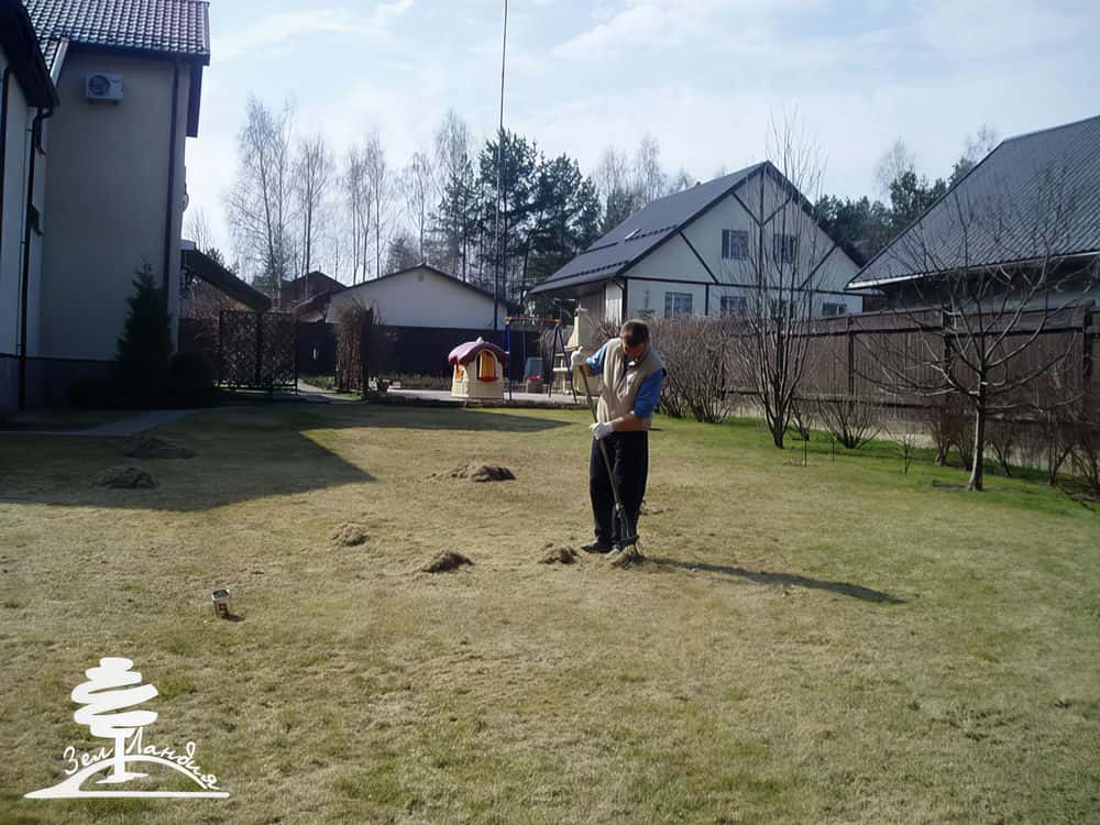 Весенние работы в саду.